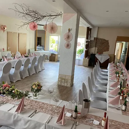 Elisabeth Am Elberadweg