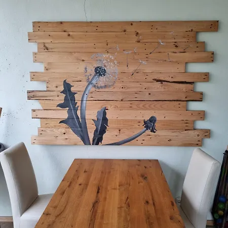 Elisabeth Am Elberadweg 3*