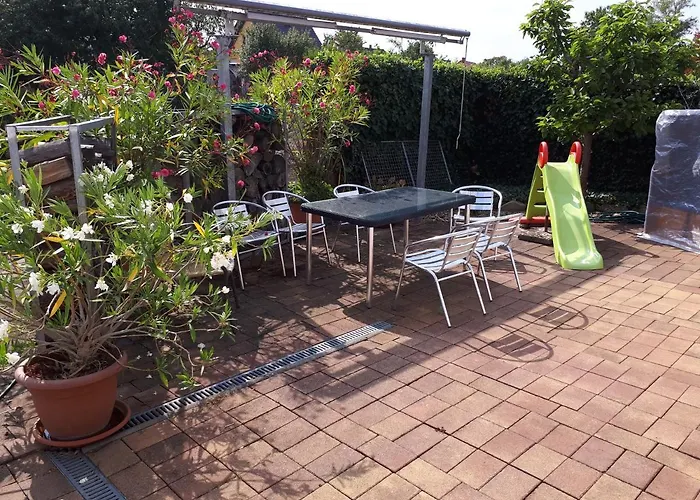 Elisabeth Am Elberadweg ゲストハウス