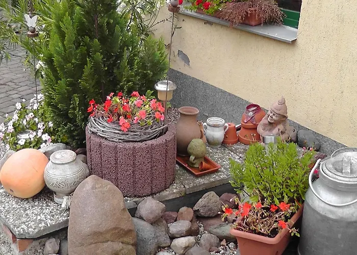 Elisabeth Am Elberadweg 3*