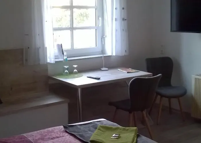 Elisabeth Am Elberadweg 3*